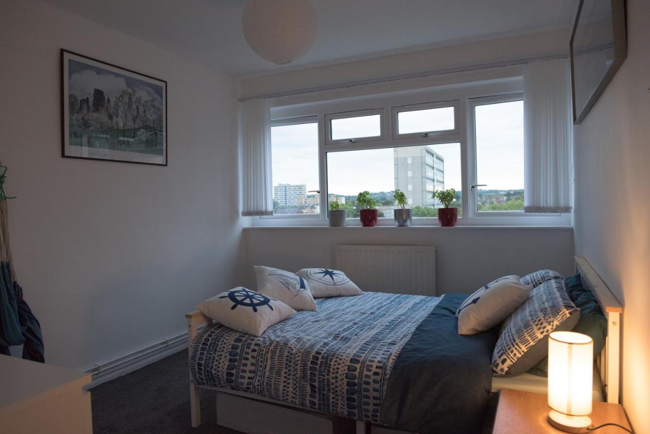 Апартаменты Bright And Spacious 1 Bed Flat In Camberwell