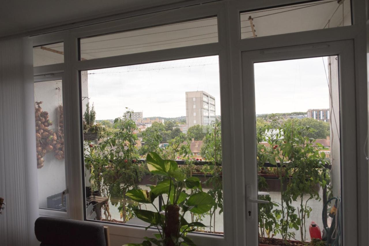 Апартаменты Bright And Spacious 1 Bed Flat In Camberwell *